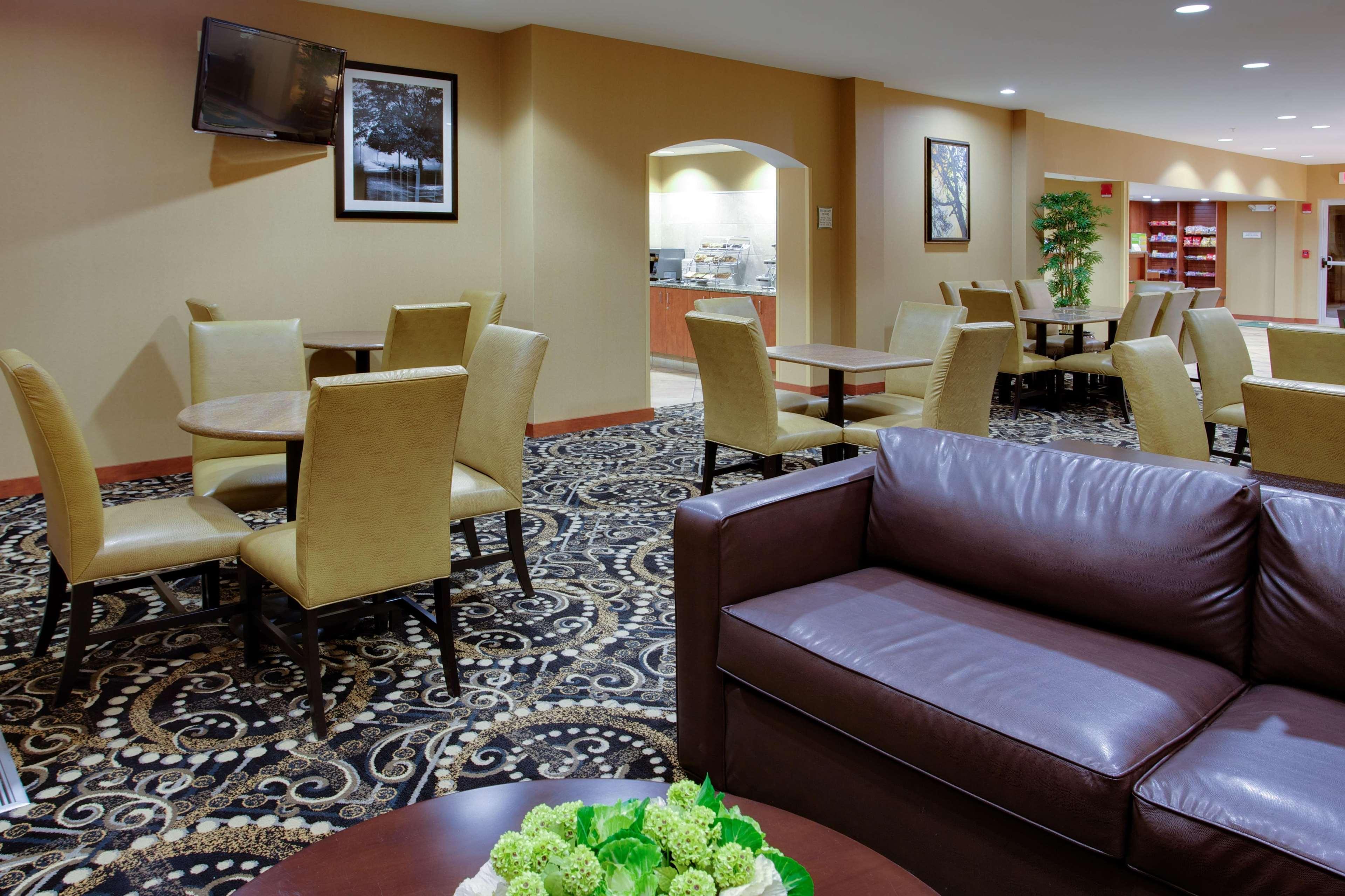 Hampton Inn Manchester Downtown Extérieur photo