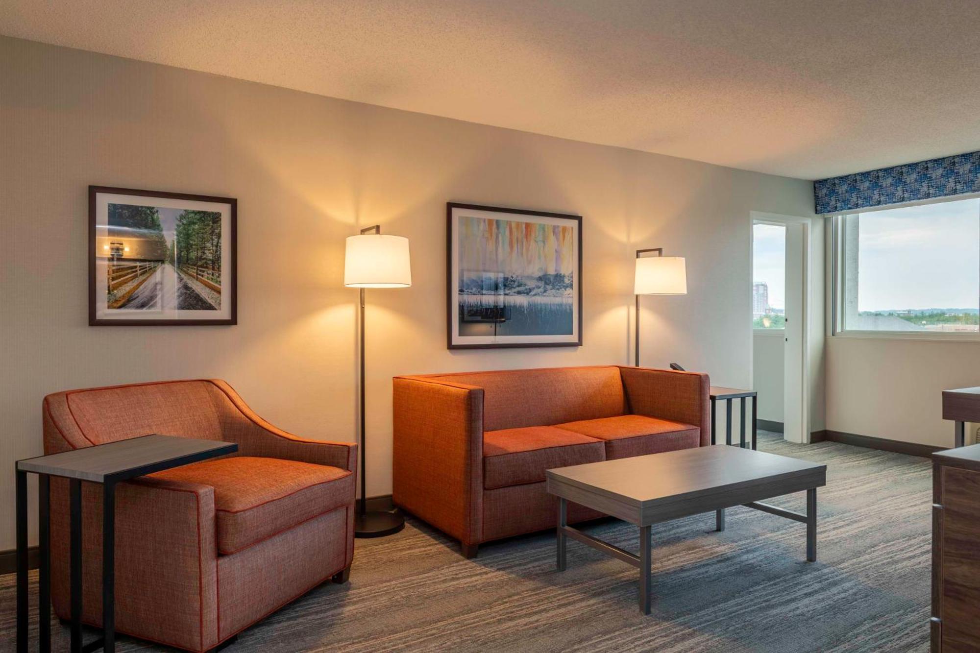 Hampton Inn Manchester Downtown Extérieur photo