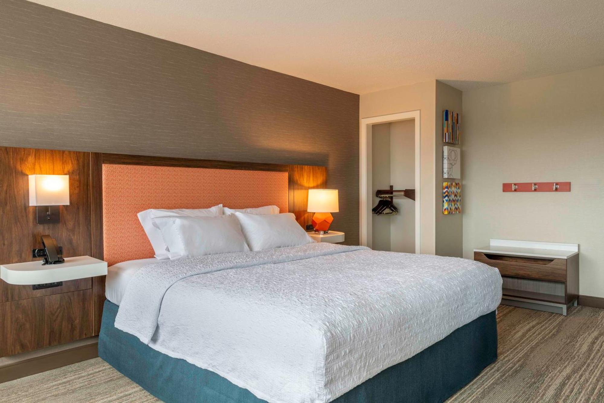Hampton Inn Manchester Downtown Extérieur photo